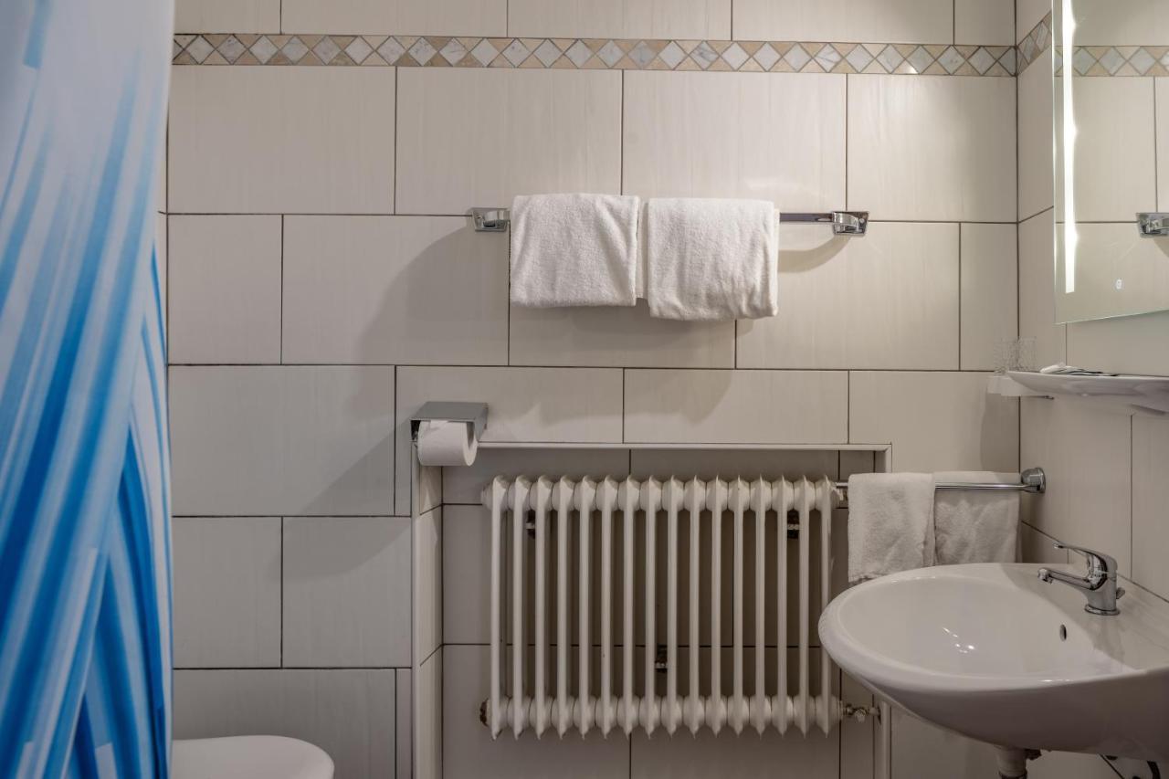 Hotel Garni Jaegerhof 그라이나우 외부 사진