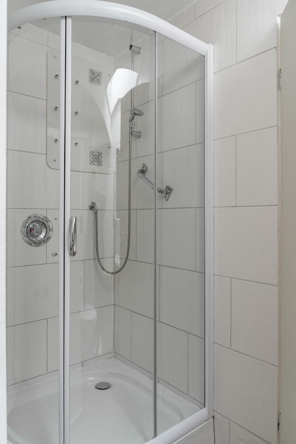 Hotel Garni Jaegerhof 그라이나우 외부 사진
