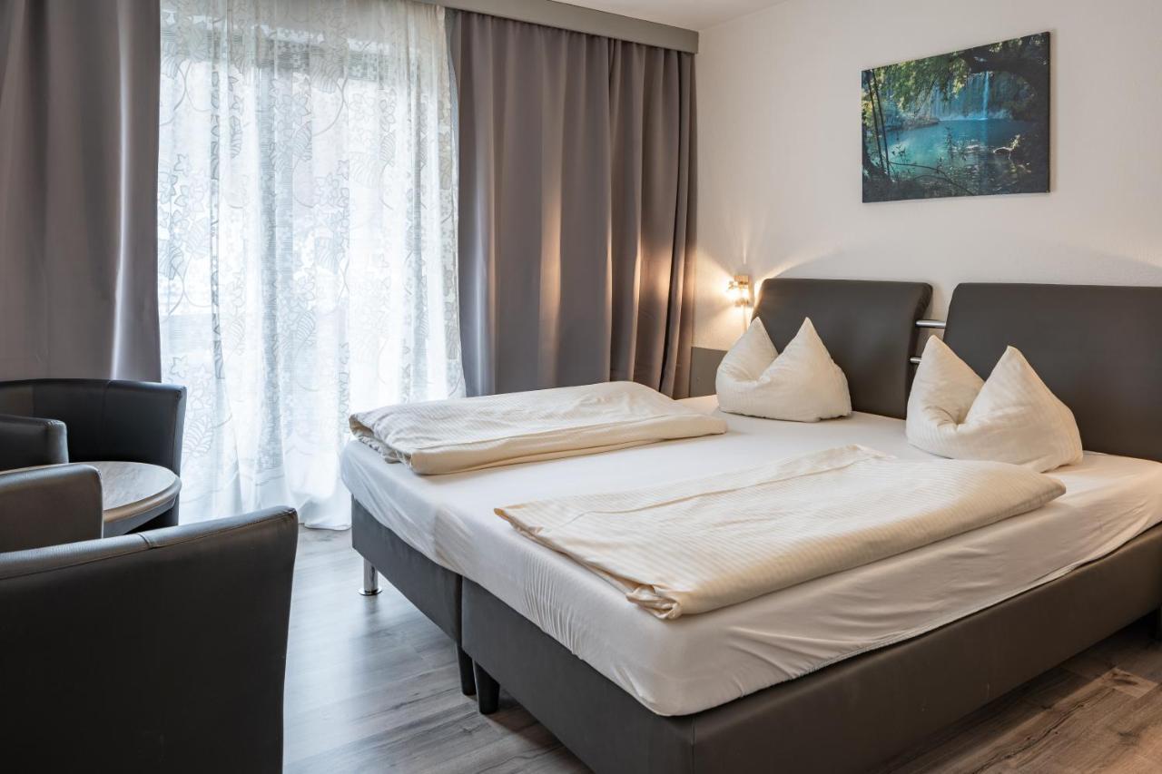 Hotel Garni Jaegerhof 그라이나우 외부 사진