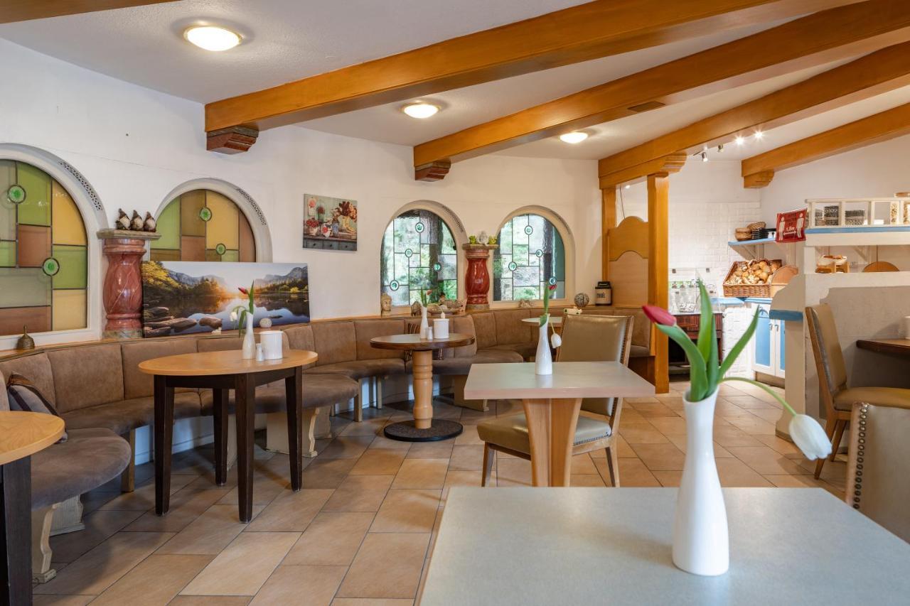 Hotel Garni Jaegerhof 그라이나우 외부 사진
