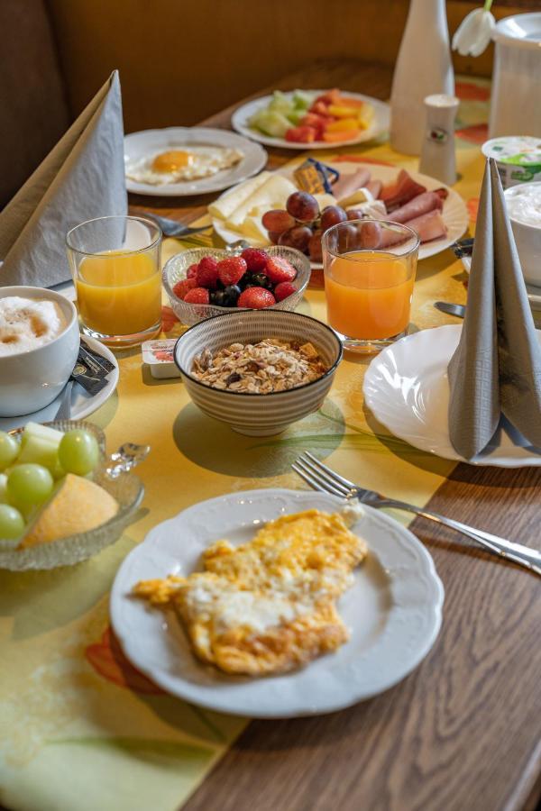 Hotel Garni Jaegerhof 그라이나우 외부 사진